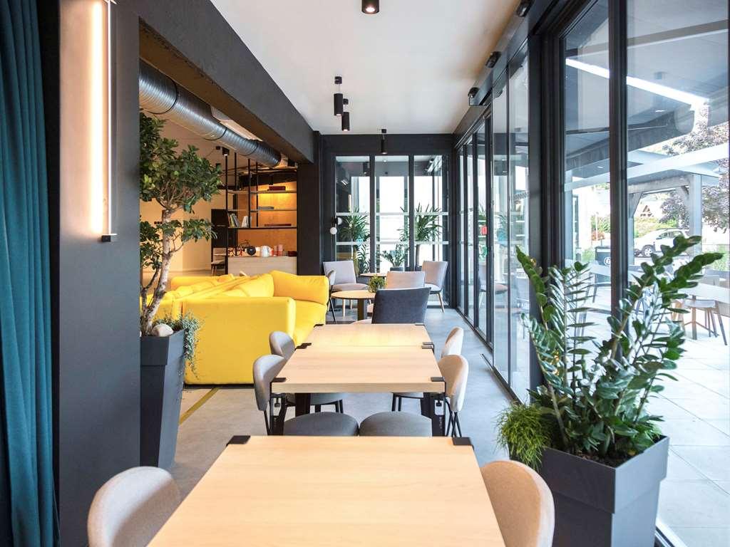 Отель Ibis Styles Bale-Mulhouse Aeroport Блоцхейм Ресторан фото